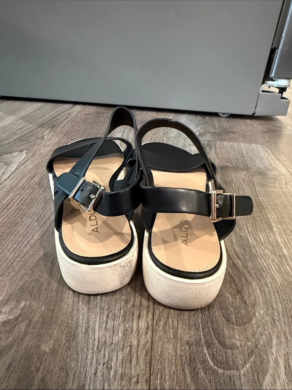 Aldo Dwylia Black and White Platform Cross-Strap Sandals -Sz 8.5